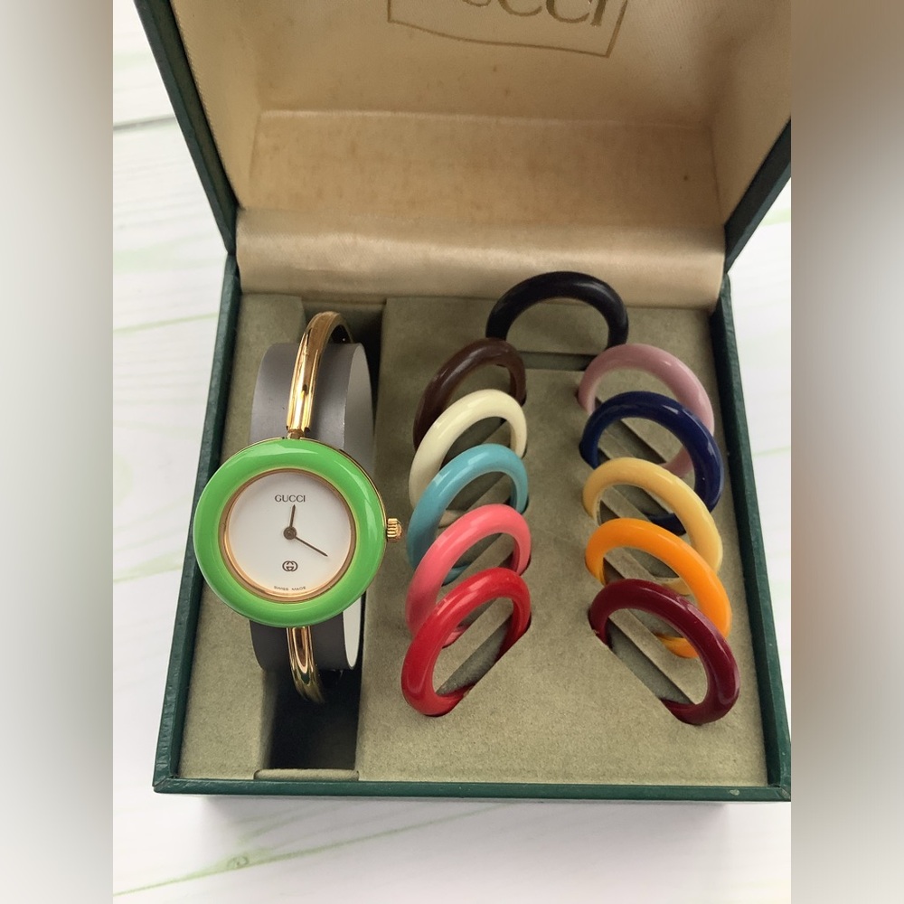 Authentic Gucci interchangeable bezel watch🌺🌼🌸🍀 - Picture 10 of 10